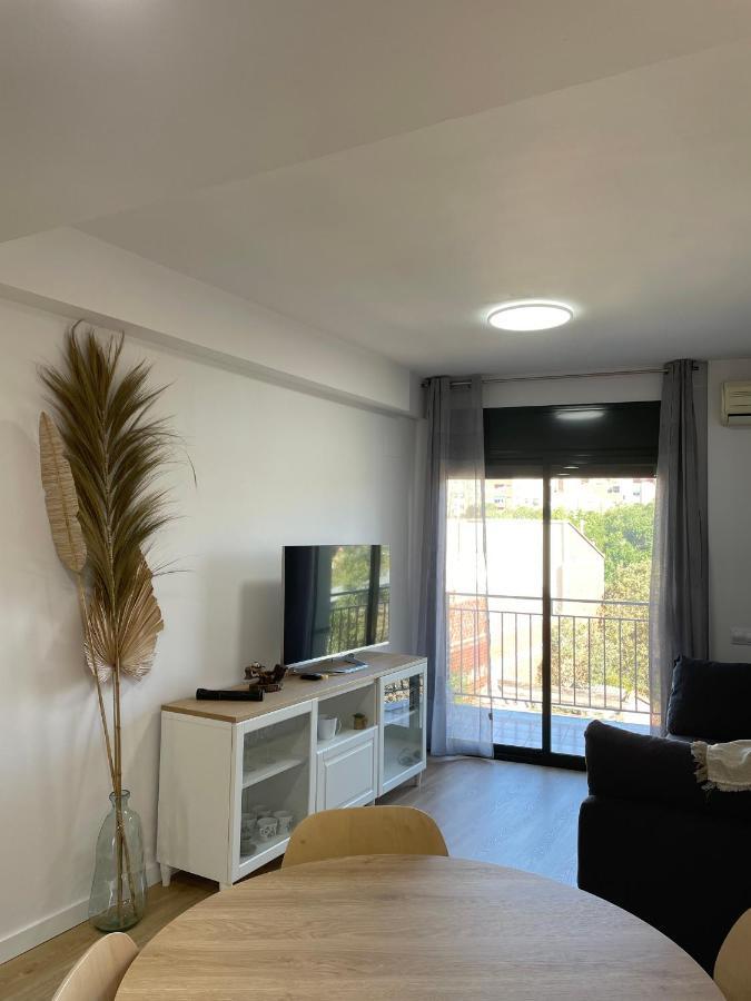 Acogedor Apartamento Vallparadis Con Parking Terrassa Dış mekan fotoğraf