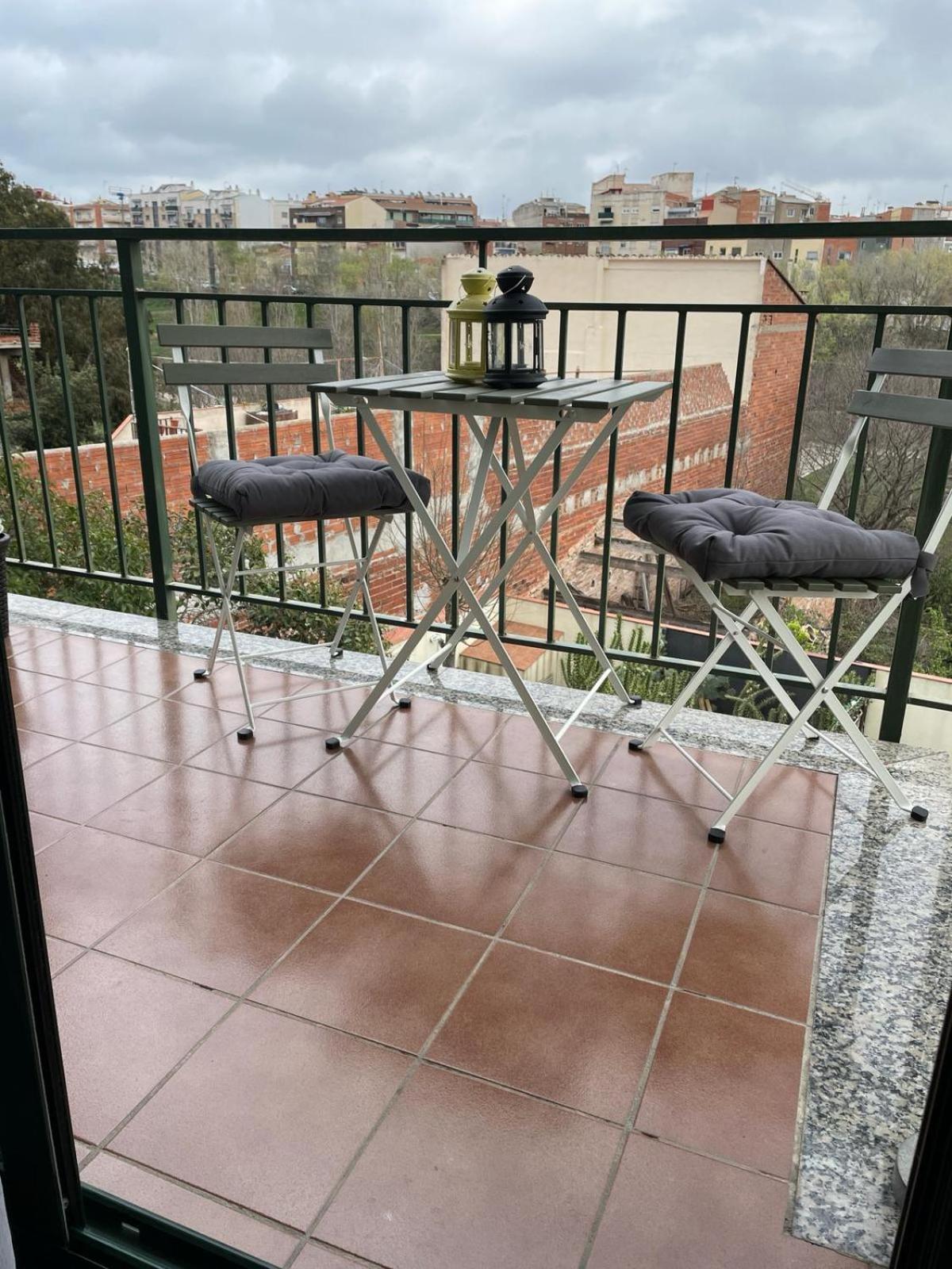 Acogedor Apartamento Vallparadis Con Parking Terrassa Dış mekan fotoğraf
